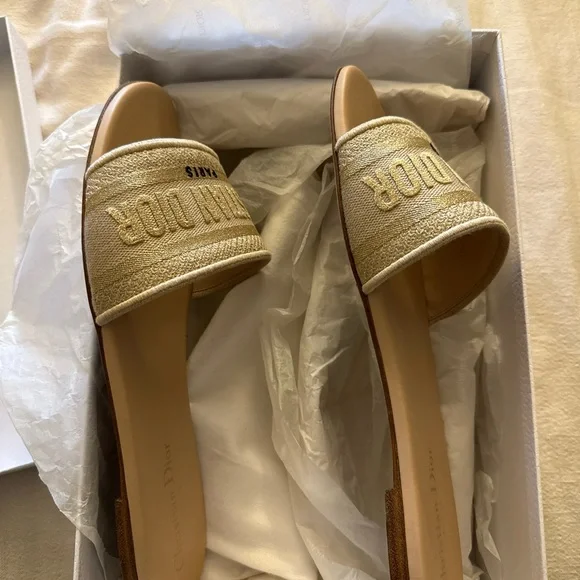 Dior Gold Women's Slides - Picture 3 of 6